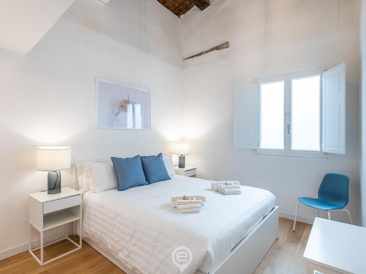 Luisa Apartment Кальяри Экстерьер фото