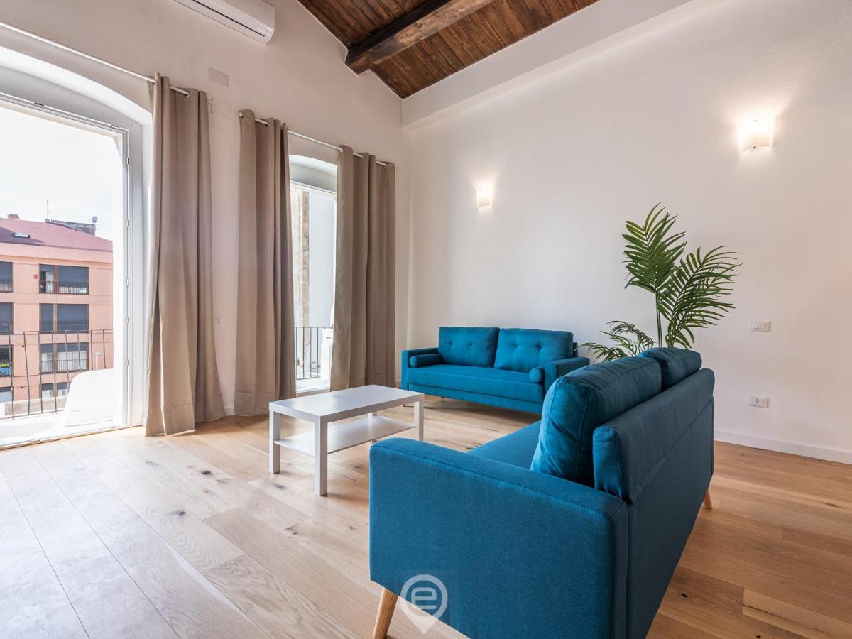 Luisa Apartment Кальяри Экстерьер фото