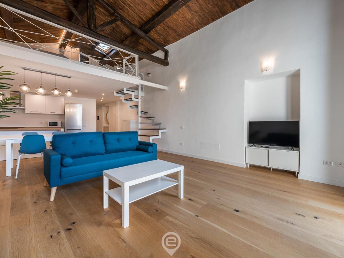 Luisa Apartment Кальяри Экстерьер фото