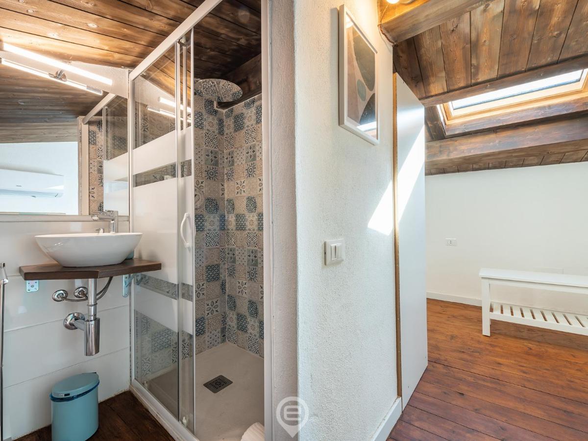 Luisa Apartment Кальяри Экстерьер фото